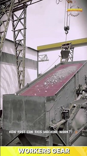 Powerful & Efficient Vibrating Screen Machine for Sorting and Processing Aggregates in Industrial