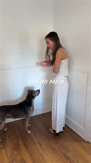 Sunday morning vlog with Julia/June 😆💘🪽🫧 she’s just the cutest #morningvlog #morningroutine #dogmom #rescuedog #sundaymorning