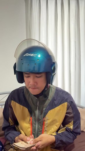 “Mabang hawak ko ay money” “Sila binabaha”. “FLOOD CONTROL” “Kasi hindi ko ginawa”