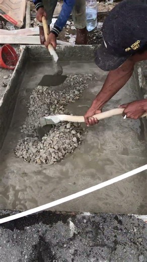 casting mix: mixing aggregates,water, cement and concrete sand