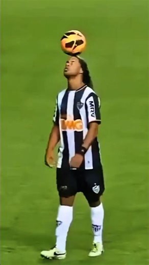 Ronaldinho Prime - The Best Skills ⚽🔥