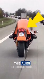 Motorcycle That Won’t Tip Over This innovative motorcycle uses advanced gyroscopic technology to stay balanced—even at a complete stop. Designed with safety and stability in mind, it prevents tipping and enhances rider confidence. Perfect for beginners and urban commuting. The future of two-wheeled transport is here. Credits:@MotoLogues /YT,@RacingBattles /YT,@CarShowTech /YT #SmartMotorcycle #RideSafe #AutoTech #bikeride #bycycle | Lovely Madiaa