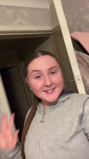 Tips for Organizing a Small Bedroom Easily