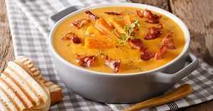 Igazi ínyencség: Édesburgonya krémleves szalonnával