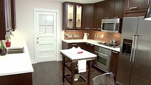 Watch Kitchen Crashers Season 6 Episode 3 - Colorful Kitchen Corrected