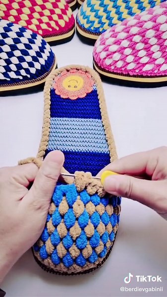 Colorful Handcrafted Knitted Slippers Tutorial