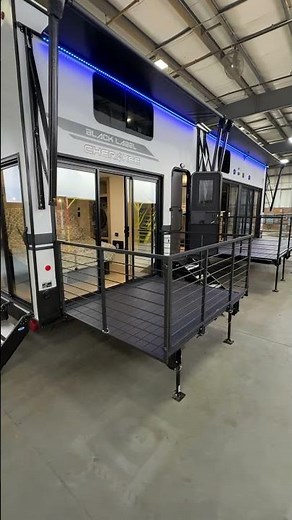 Cherokee | Timberwolf | 2026 27MDK | Side Patio Tutorial Timelapse