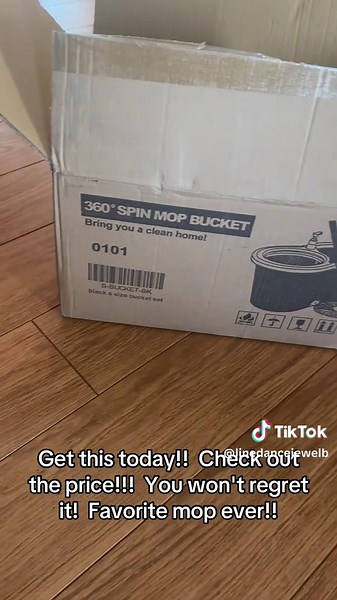 #fallcleaning #mop and it comes with a total of 3 pack of mop heads!!! One of my favorite Tik Tok finds EVER! Get this steal deal!