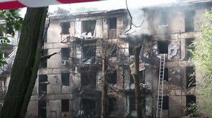 Руйнації й загиблі після удару РФ по будинку в Кривому Розі