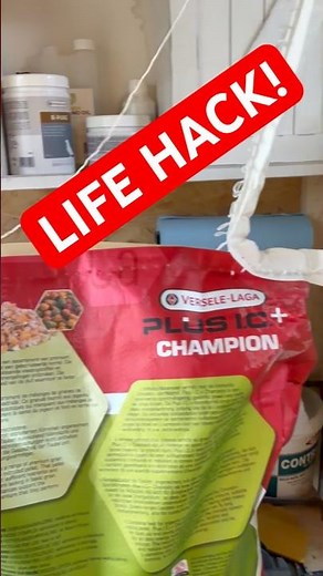 How to actually open a feed sack! #farmlife