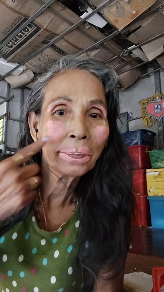 original sound - နီနီအောင် စားသောက်ကုန်ပင်ရင်း ပါဝင်သည့် Black (@koyeb964) ၏ ဗီဒီယိုများ