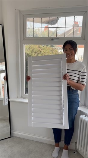 POV: You finally find blinds that are perfect for your bay windows 🙌 Our No Drill PerfectFIT Shutter Blinds keep things bright, stylish and beautifully simple. Simply pop them into your brackets and enjoy your new look - no tools needed ✨ 📷 @nicolehome_ 🔗 PerfectFIT Cool White Shutter Blind - https://www.blinds-2go.co.uk/no-drill-shutter-blinds/refine/type-90 | Blinds 2go