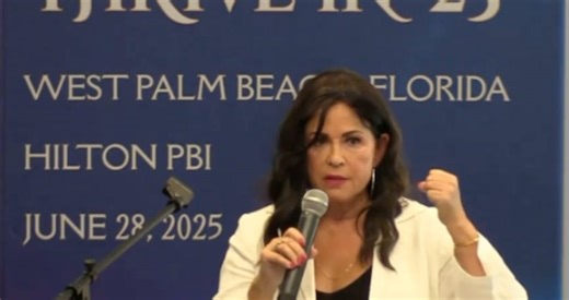 Dr. Jane Ruby Speaks At The THRIVE in '25 Event in West Palm Beach