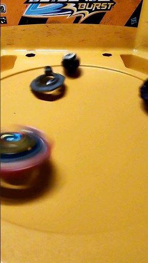 Ultimate Valkyrie with no Disc VS Hasbro Beyblades