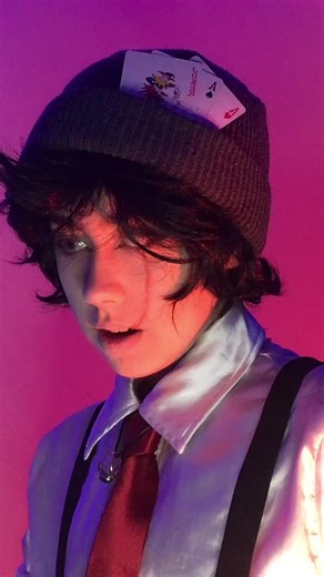 Casino Quackity Cosplay: DSMP Cosplay in Warm Weather