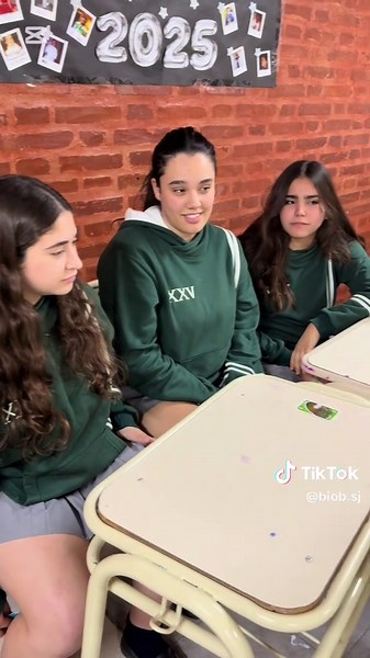 4 DIASSS PARA BRC ❄️❄️❄️ #CapCut #brc #bariloche #promo25 #curso #foryou #paratiiiiiiiiiiiiiiiiiiiiiiiiiiiiiii #fyp #sgodelestero #4 #dias #uno #cartas