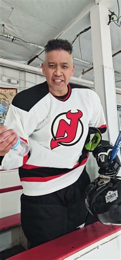 Tony - Don't tuch My Puck!