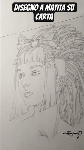 disegno a matita su carta di volto femminile #disegno #drawing #art #disegnare #sketch