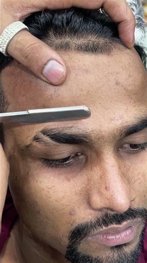 Sharp razor brow slit! #barber #cut #mens