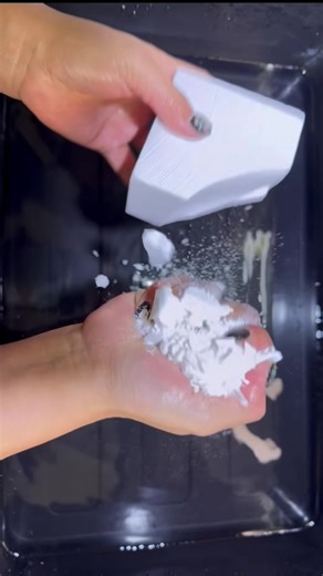 Gym Chalk ASMR: Satisfying Water Crush Sounds