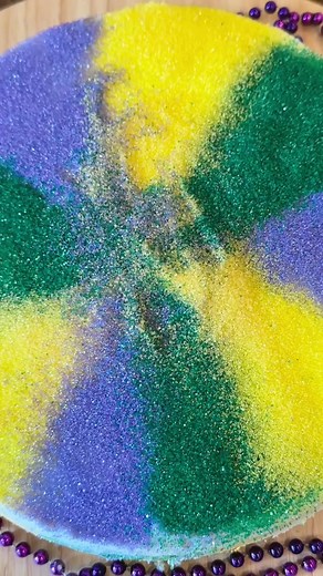 🎉 Let the Mardi Gras madness begin! Our cheesecake is joining the party – King Cake dough as the base, topped with vibrant Mardi Gras sugar. It's a taste explosion that's as festive as Fat Tuesday itself! 🍰👑💜💛💚 #MardiGrasCheesecake #FatTuesday #Mardigras #Cheesecake #HoustonBakery #houstonfood #houston #houstonfoodie #houstoneats #houstontx #htx #foodie #htown #houstonfoodies | Three Brothers Bakery