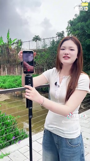 スマートなジンバルで簡単動画撮影