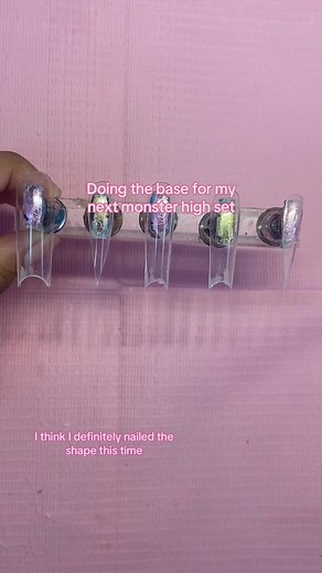 Creating Stunning Monster High Clawdeen Nails