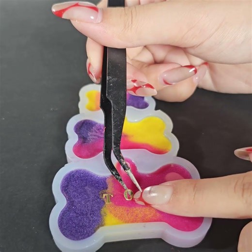 TIMESRUI - DIY Resin Dog Tag Tutorial