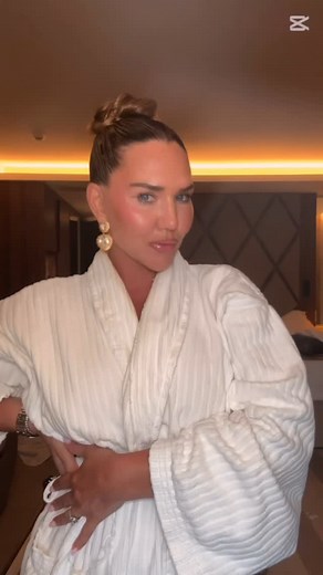 Erin Mc Gregor Kavanagh | Slick, smooth, no heat needed – the ultimate holiday sleek back bun using Crown Control by @voduzhair . No frizz, no fuss, just sleek... | Instagram