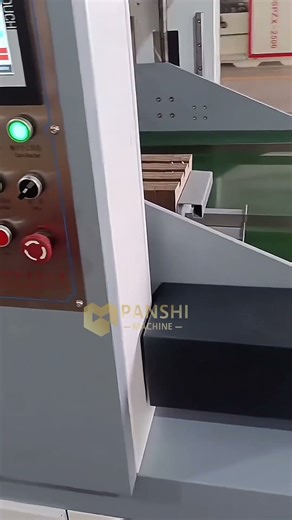 Automatic Partition Assembler Machine #automatic #food #clapboard #box #drinks #boxes #beer #wine