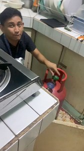 3M views · 10K reactions | Safety Tips pag nagliyab bigla ang ating mga Gasul. Must Watch! #SafetyFirst #dontpanic #LigtasAngMayAlam | Gaile Dano Natividad | Facebook