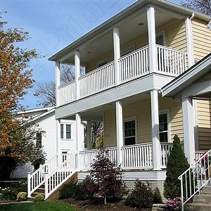 [Hot Item] Cheap Price Balcony PVC Fence