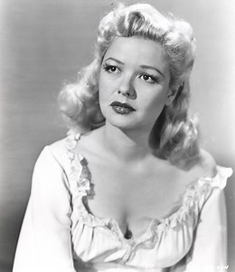 Marjorie Reynolds (American Film Actress) ~ Wiki & Bio with Photos | Videos