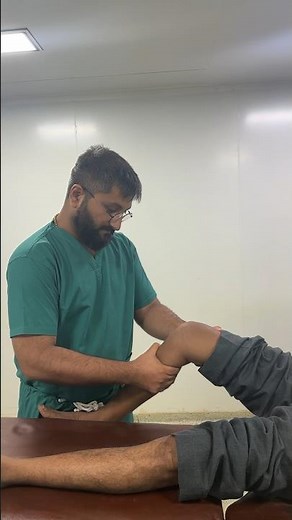 Unstable knee assessment. Lachman and drawer test. Note the laxity.