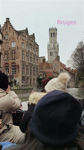Bruges the City of lakes #bruges #brusselslife #belgium #europe #fairytalecity #belgiumlife #omg