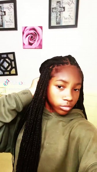 Knotless Braids: A Stylish Choice for Brown Girls