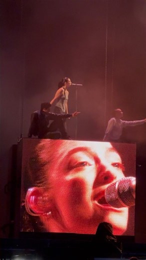Lorde - The Louvre (live at Frequency Festival, 2026)