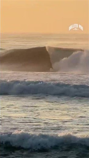 excellence for breakfast in Ballito🙌 @ariane.ochoa drops a 9 to showcase the Basque power!
