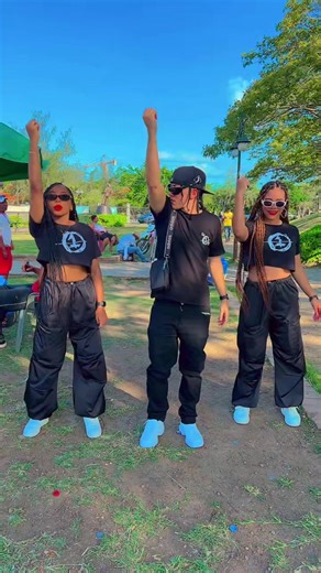 Bailando Dembow en Santiago: Fin de Semana Dominicano