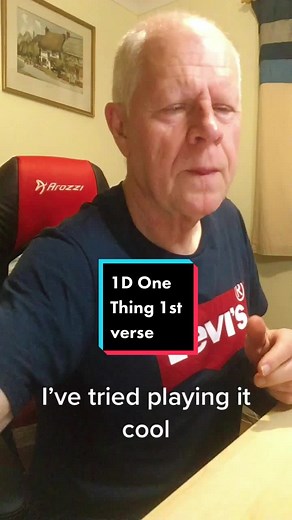 1D 'One Thing' First Verse Performance