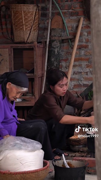 Cách Làm Chè Lam Tại Nhà - Đặc Sản Truyền Thống