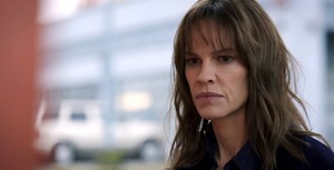 ALASKA DAILY È LA NUOVA SERIE TV CON HILARY SWANK: TUTTI I DETTAGLI