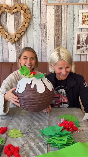the gordons on Instagram: "EPISODE 3: christmas pudding lights!💡🤎🎄 GET PRODUCTS FROM🪾⬇️ • Lanterns, Felt, Pom-poms & String - craft shops, @hobbycrafthq or @amazonprime • Wire - florist wire works best from @longacresgc 🔥& PLEASE CHECK YOUR LIGHT BULB WATTAGE before trying this, be safe but most of all have fun! @cocacolagbi please notice us🥹 . . . . #gordonschristmas #gordonschristmascrafts #gordonsxmas #diychristmas #christmascrafts"