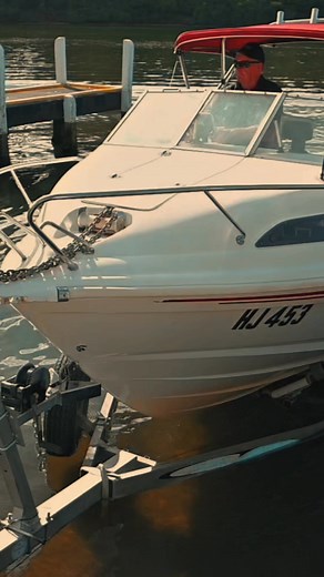 BOATLOADER - Launching & Loading made easy #boatloader #BoatRamps #boating #boats | Easilaunch - Launch & Retrieve