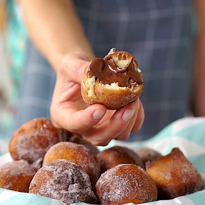 You won't be able to eat just one of these fried, Nutella-stuffed balls. | Sugar Fix