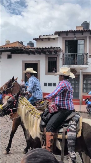 cabalgata #valledebravo