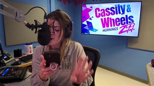 Which side do you fall on: do you NEED to have things clean or can you easily ignore the mess in your house!? | Z99