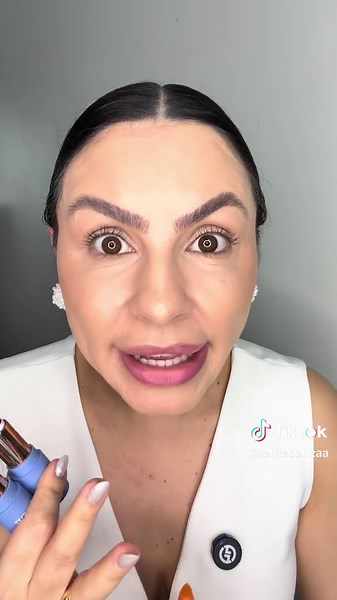 esse Lip Balm e surreal, estou usando a cor n1 e já quero os outros, vale cada centavo #lipbalm #sacelady #batomhidratante #batomnude #tiktokshopbr153