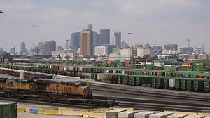 California passes 1st-in-nation emission rules for trains