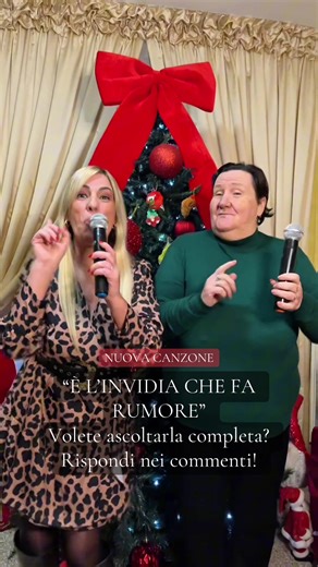 Nuova canzone di Carolina e Nonna Titina, volete ascoltarla completa? Fateci sapere nei commenti la risposta, mettete mi piace e condividetela con gli amici. Duettate con noi! 🤣❤️ #nonna #titina #bari #perte #viral